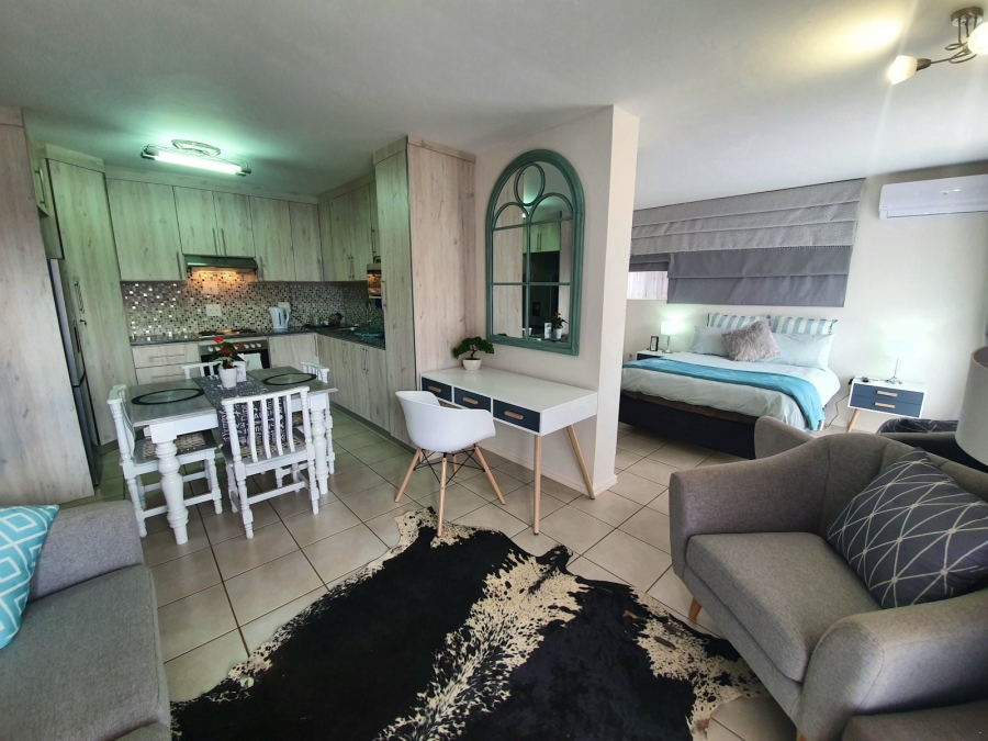10 Bedroom Property for Sale in Warrenton Northern Cape